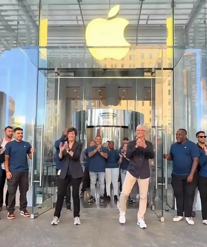 开门也要对标苹果，就连我们开门的动作都比苹果快1.3s😑开门也要对标苹果，就连我们开门的动作都比苹果快1.3s😑