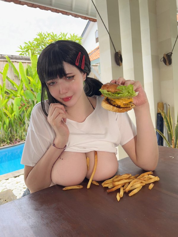 #Cosplay #NSFW