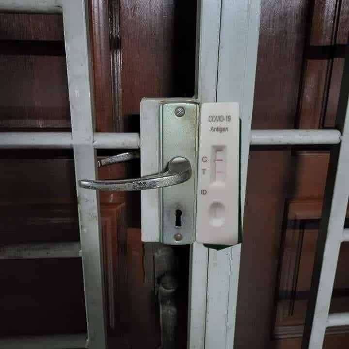 《防盗门》