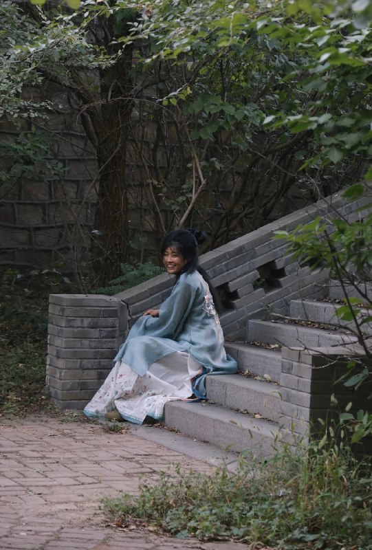 比较小众的冷宫风写真……比较小众的冷宫风写真……
