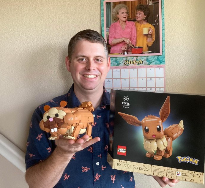 一位把乐高伊布拼成海狸的猛男