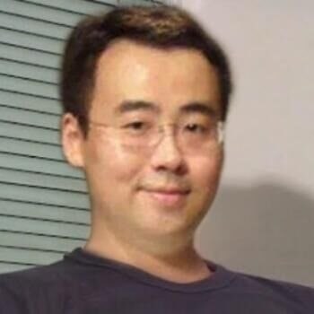 44岁 是孤儿