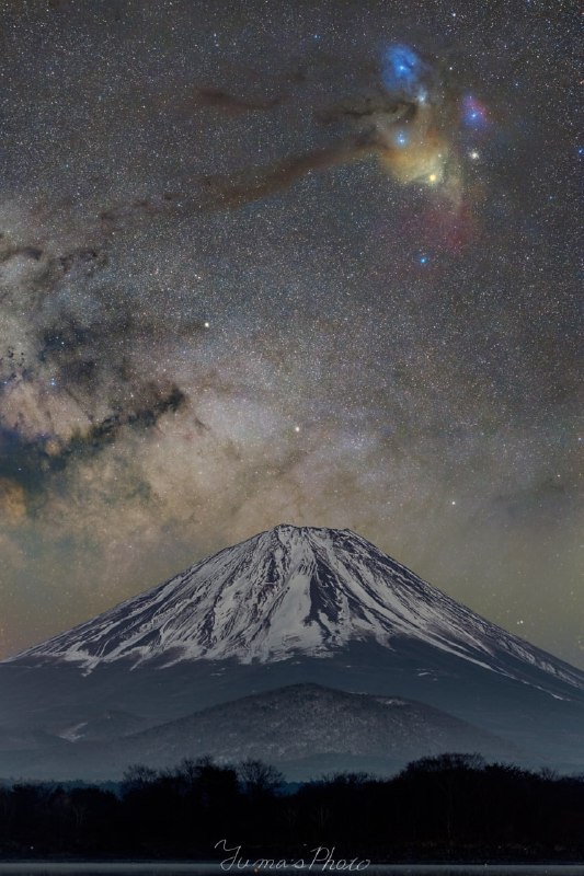 富士山上空飞过的凤凰！（原图见评论区）富士山上空飞过的凤凰！（原图见评论区）
