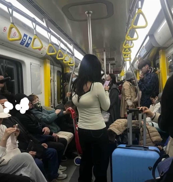 反方向的灯