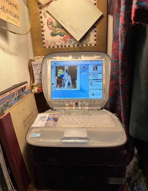 99年的iBook，那个年代可望不可即的东西