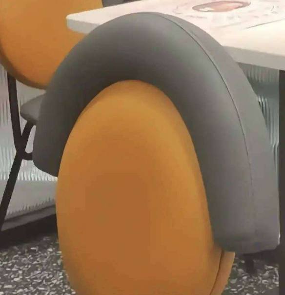 小黑子😡